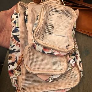 Itzy Ritzy Pack Like A Boss Packing Cubes - Blush Floral